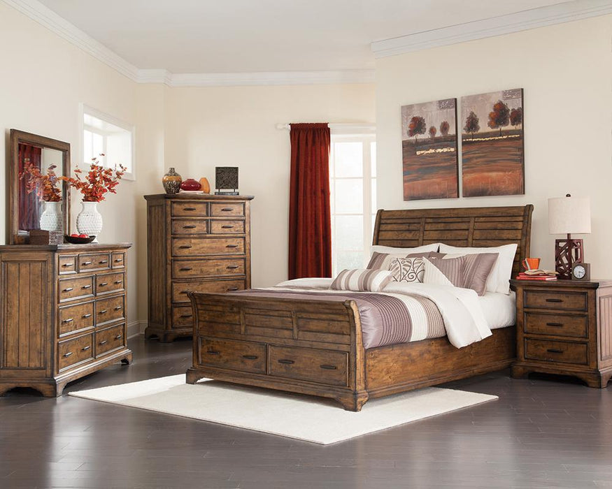 Elk Grove Rustic Vintage Bourbon California Bed image