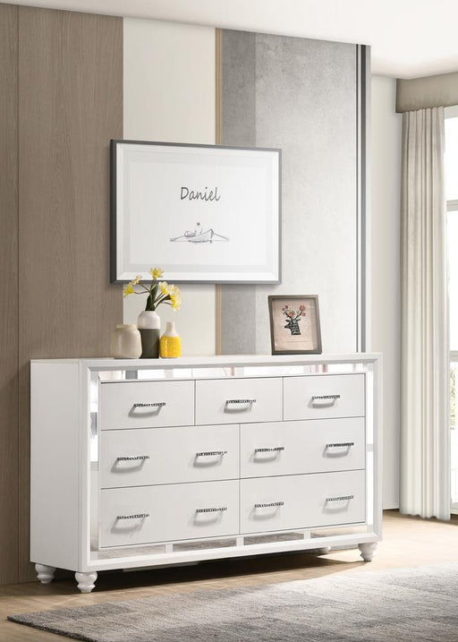 G223333 Dresser image